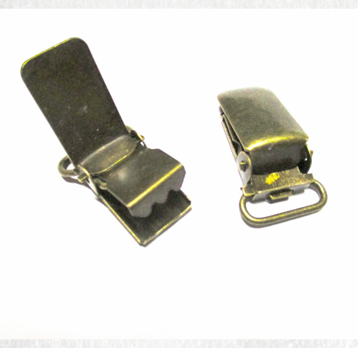 suspender-clips6-ab-rect-8