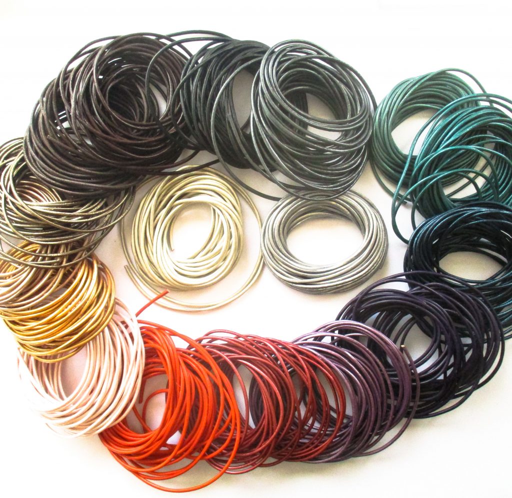 2mm x 5m Round Leather Jewellery Cord Pearl Coloured