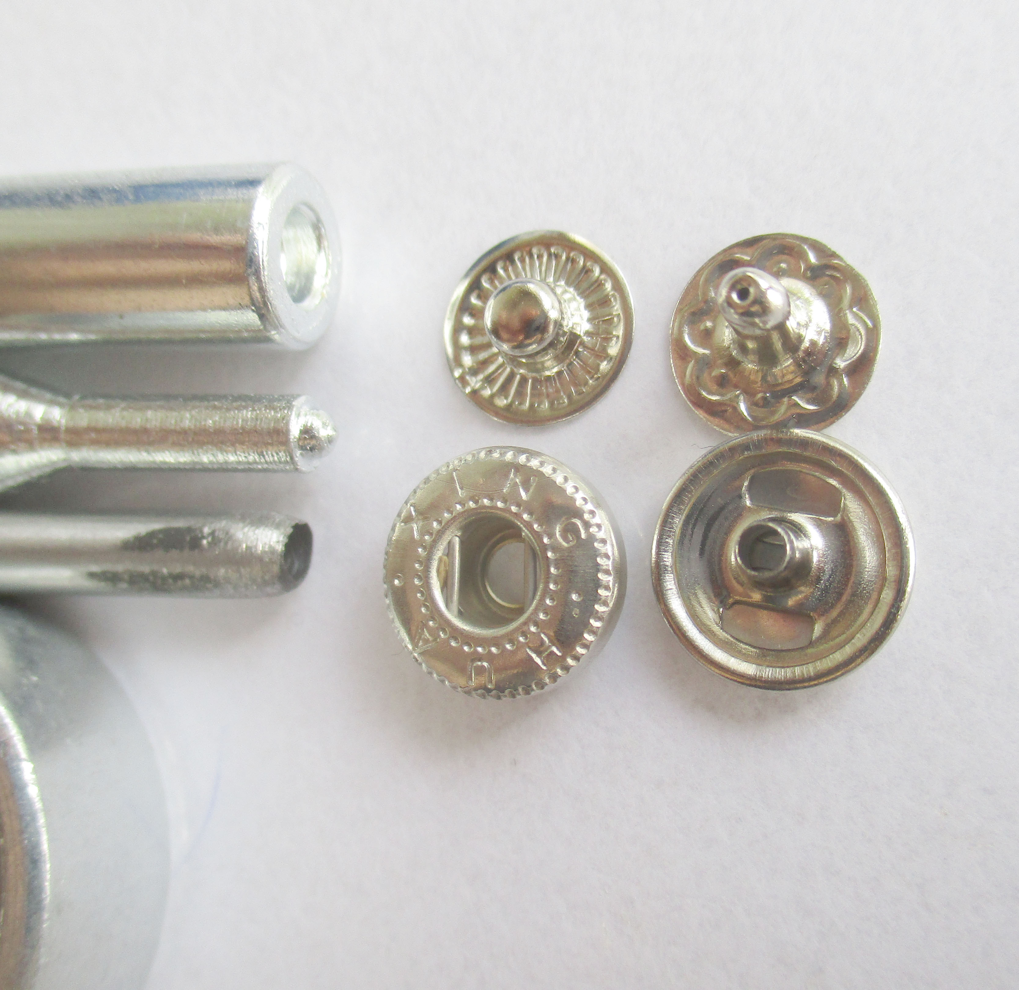 Button Glove Snap fasteners 10mm silver with hand setter and hole punch