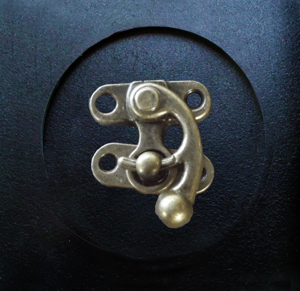 Solid Swing Catches Antique Brass 2 sizes, for boxes, bags and purses