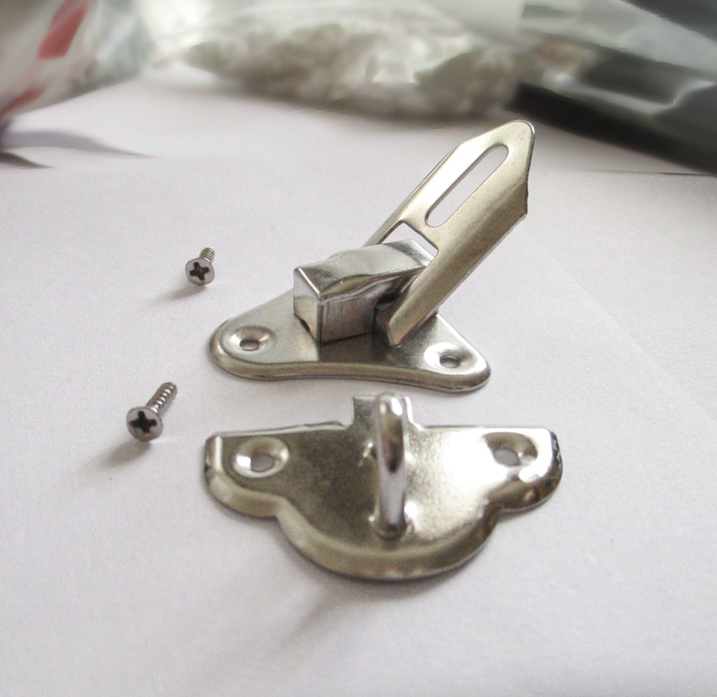 lockable Toggle Catch Silver 48x35mm with screws for bags, cases, boxes