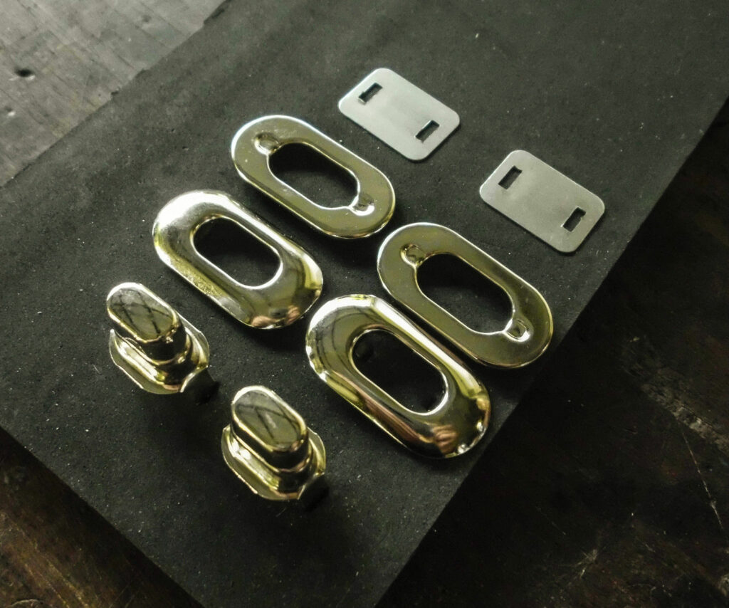 Catches Latches Purse Twist Lock Silver 35x19mmsmart snappy twist lock