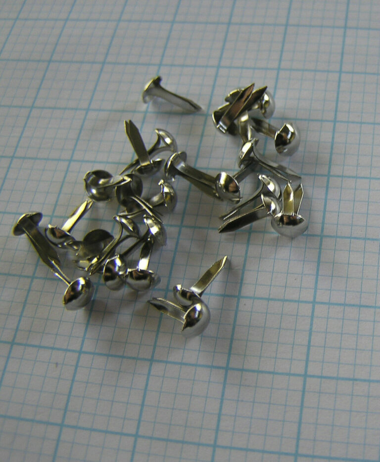 5mm Tiny Brads Round Leather & Craftwork 10mm legs Qty 100 Jasz