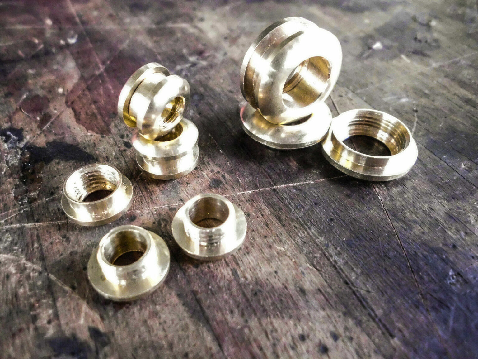 Eyelets Grommets Screwed Eyelets 3 sizes for professional look