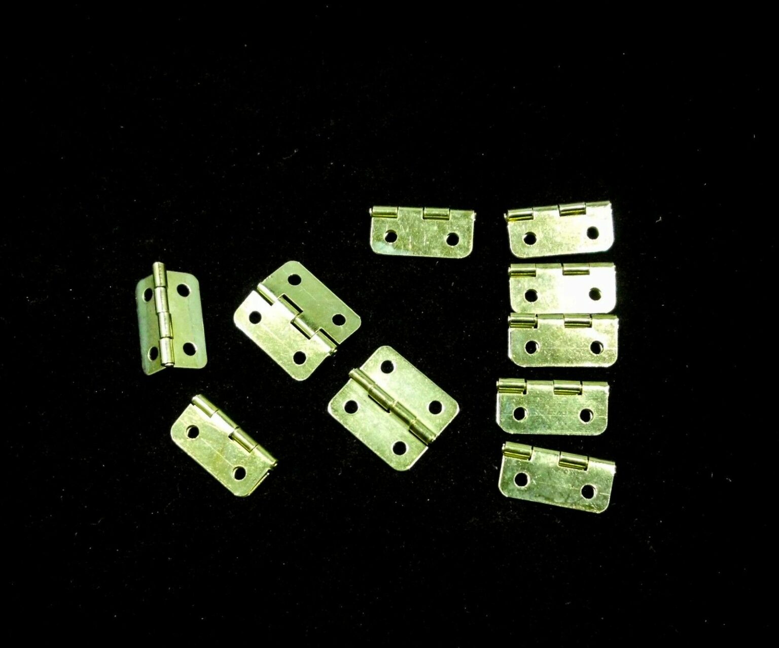 Hinges small Gold hinges for leather cases & boxes 16x13mm, or 19x16mm