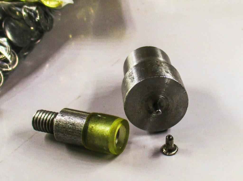 Rivet Die Sets Jaszitup leather accents