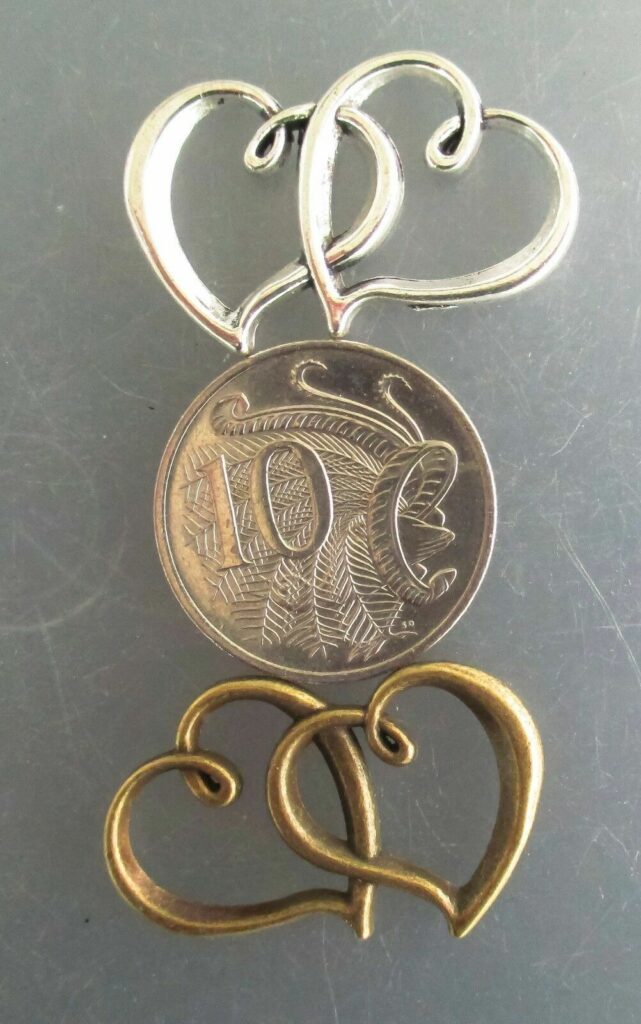 Jewellery Findings Double Heart Charms 30x24mm 2 colours for bracelet, pendants - Image 3