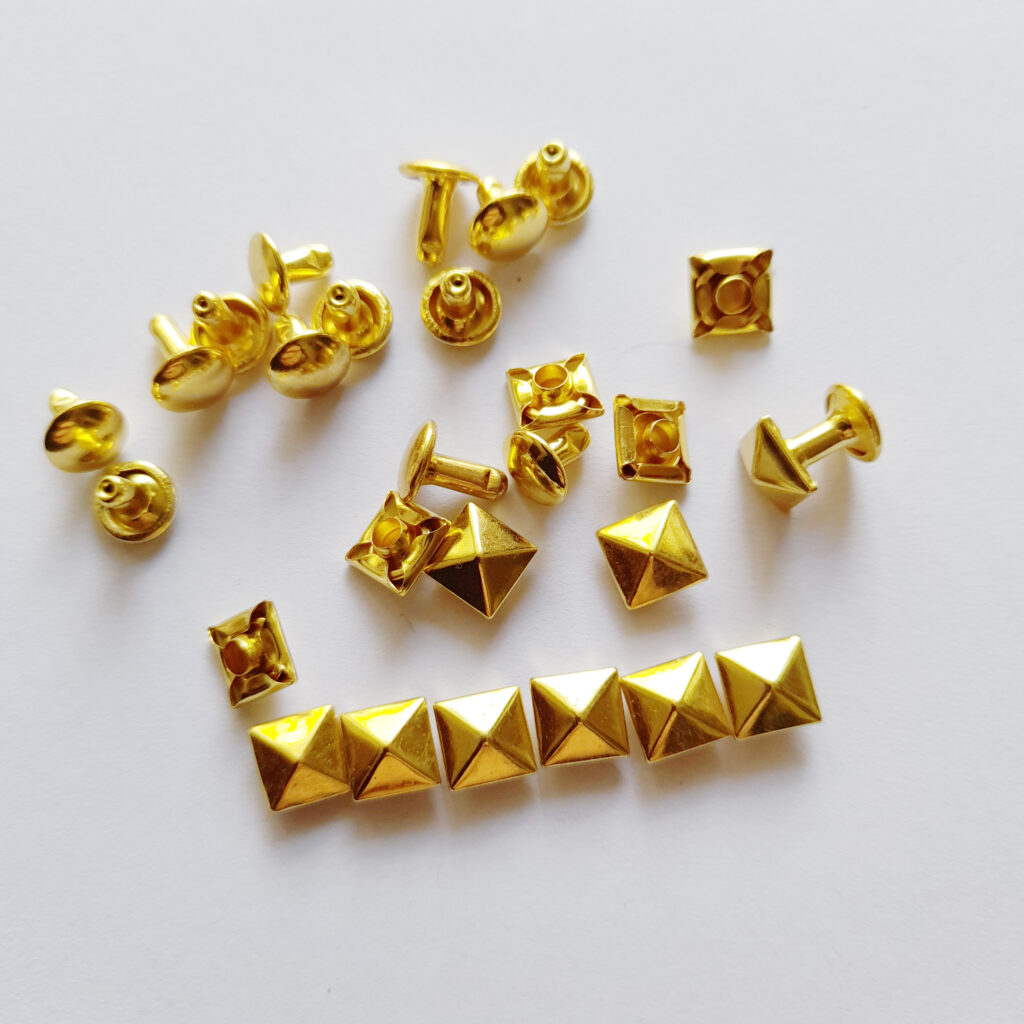 Dimensional rivets - Gold Square Pyramid 10mm or 8mm rivets pkt 50