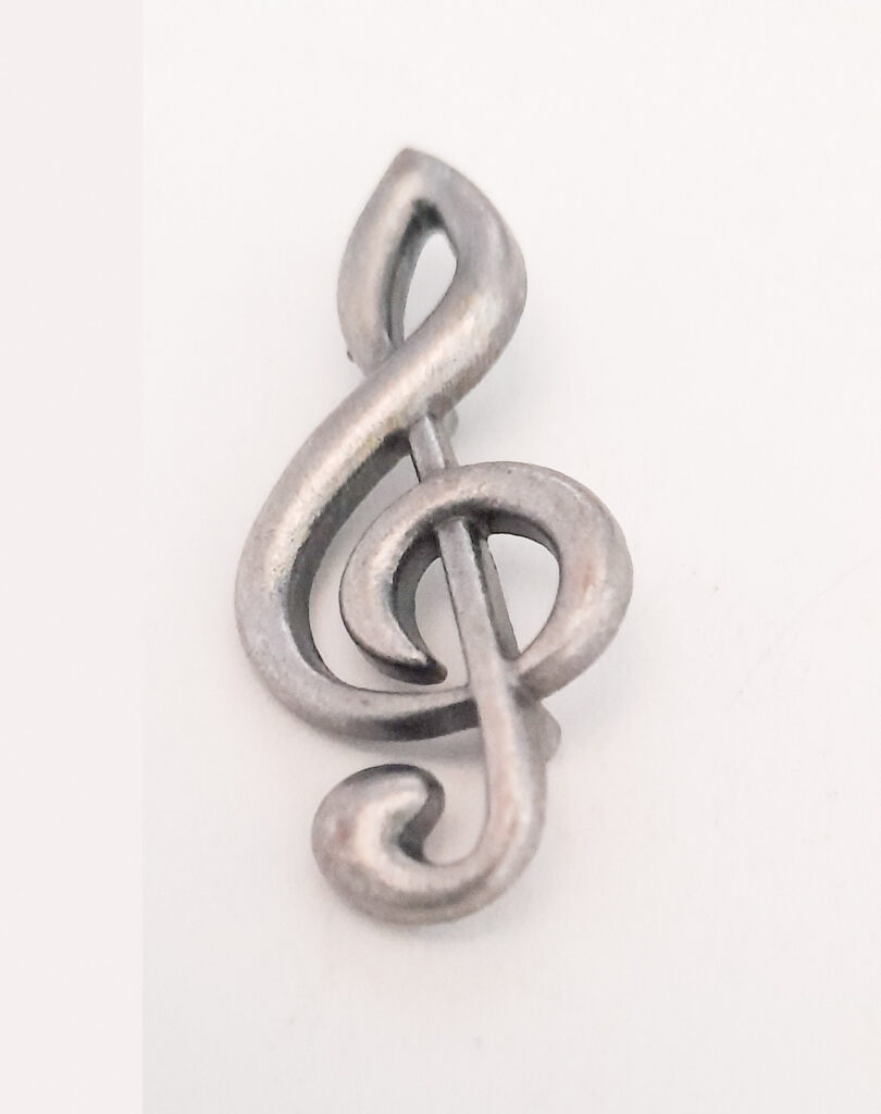 Punk Rivets Alto Clef Music Symbol Antique silver 38x17mm
